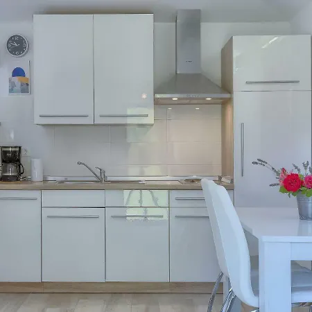 Lucija By Interhome Дом отдыха *