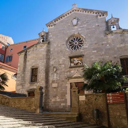 Vakantiehuis Lucija By Interhome