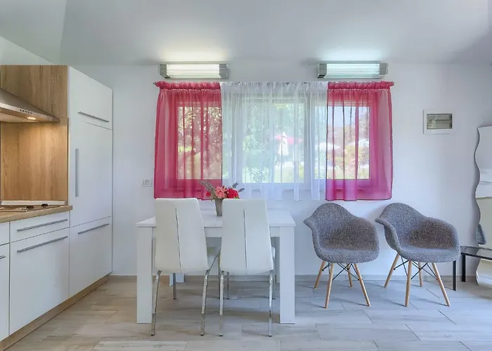 Vakantiehuis Lucija By Interhome *