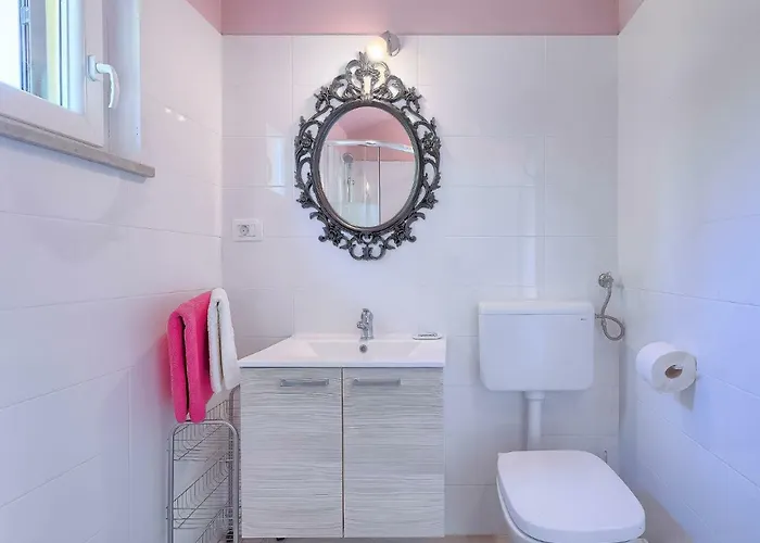 Vakantiehuis Lucija By Interhome Vinež